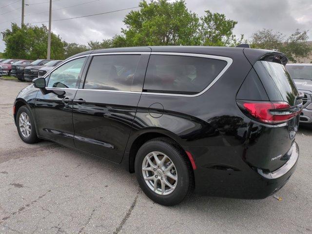 new 2024 Chrysler Pacifica car, priced at $36,950