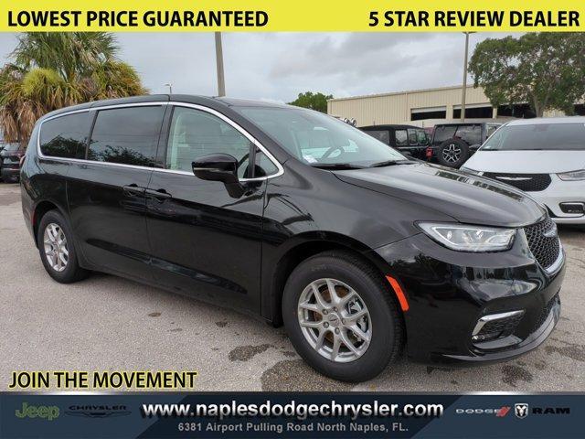 new 2024 Chrysler Pacifica car, priced at $36,950