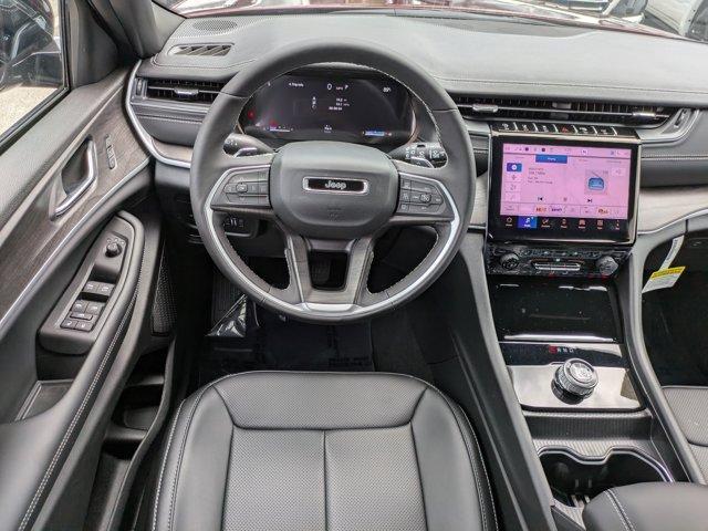 new 2025 Jeep Grand Cherokee car, priced at $42,560