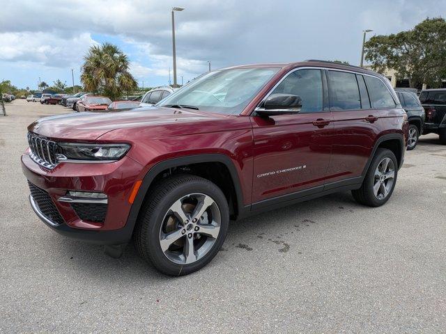 new 2025 Jeep Grand Cherokee car, priced at $42,560