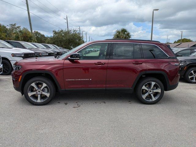 new 2025 Jeep Grand Cherokee car, priced at $42,560