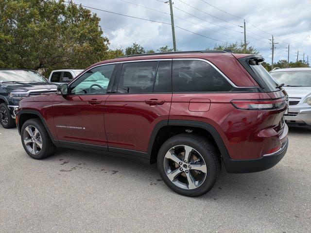 new 2025 Jeep Grand Cherokee car, priced at $42,560