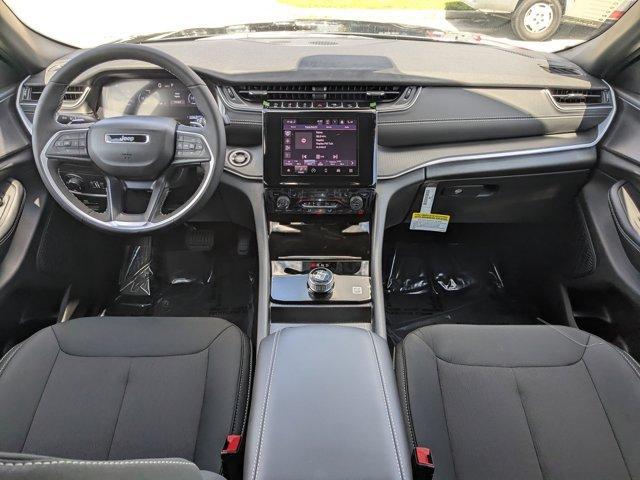 new 2025 Jeep Grand Cherokee car, priced at $36,470