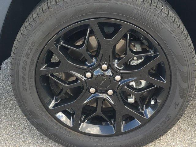 used 2021 Jeep Grand Cherokee car, priced at $24,794