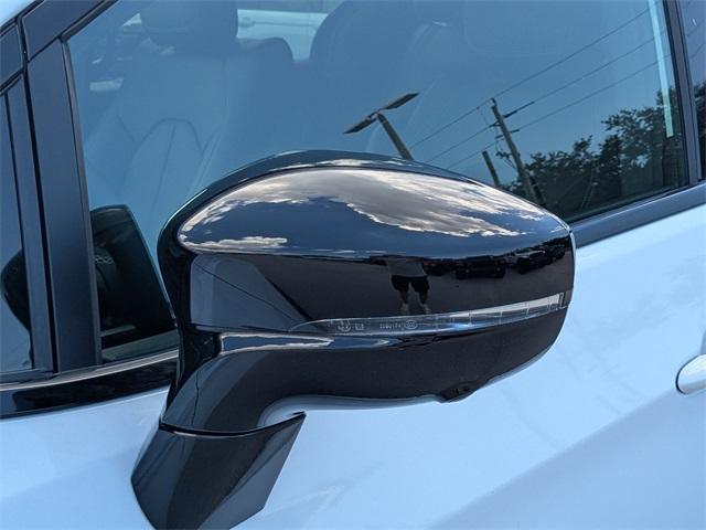 new 2026 Chrysler Pacifica car, priced at $39,905