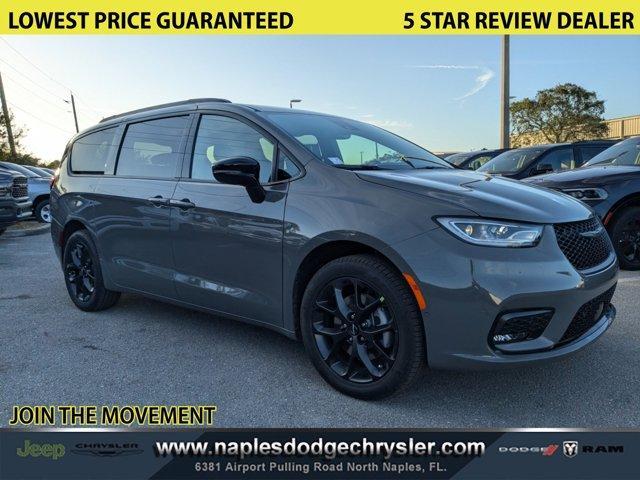 new 2025 Chrysler Pacifica car, priced at $52,935