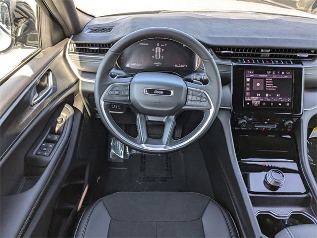 new 2025 Jeep Grand Cherokee car, priced at $34,675
