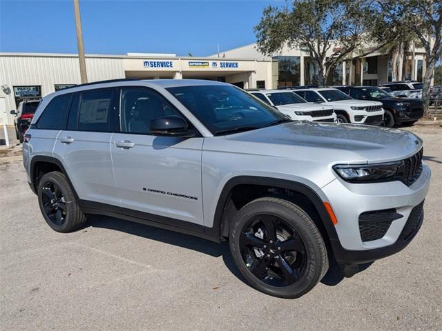 new 2025 Jeep Grand Cherokee car, priced at $34,675