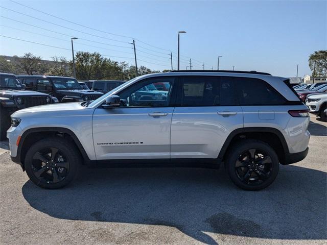 new 2025 Jeep Grand Cherokee car, priced at $34,675