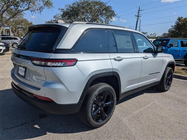 new 2025 Jeep Grand Cherokee car, priced at $34,675