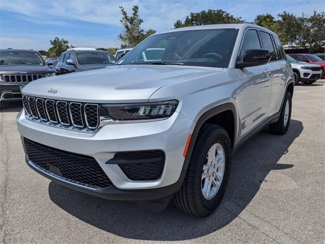 new 2024 Jeep Grand Cherokee car, priced at $34,420