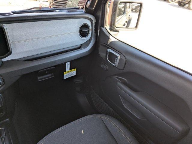new 2025 Jeep Wrangler car, priced at $44,210