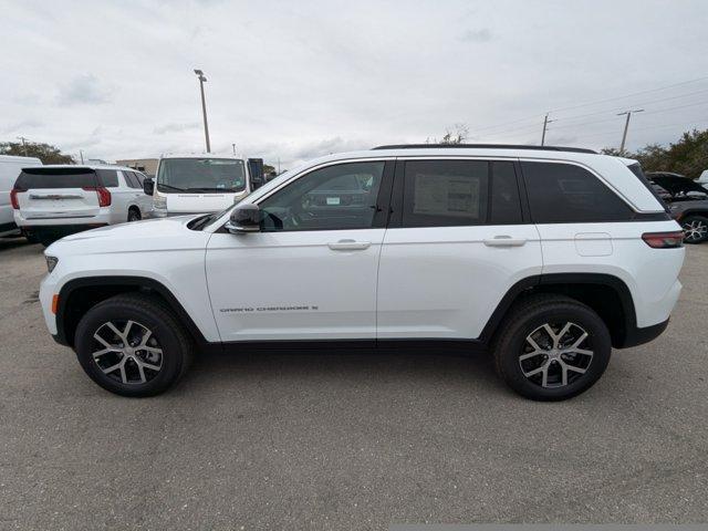 new 2025 Jeep Grand Cherokee car, priced at $39,997