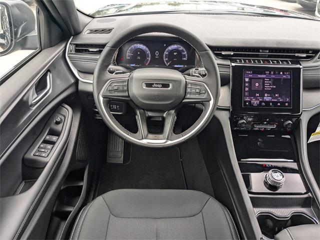 new 2025 Jeep Grand Cherokee car, priced at $34,415