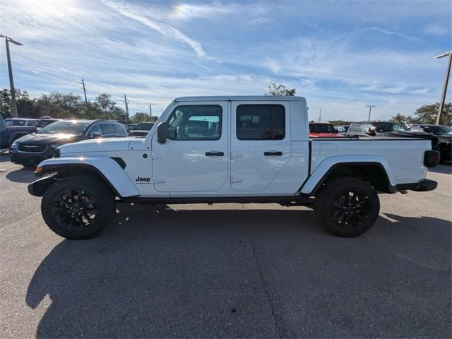 new 2025 Jeep Gladiator car, priced at $41,290