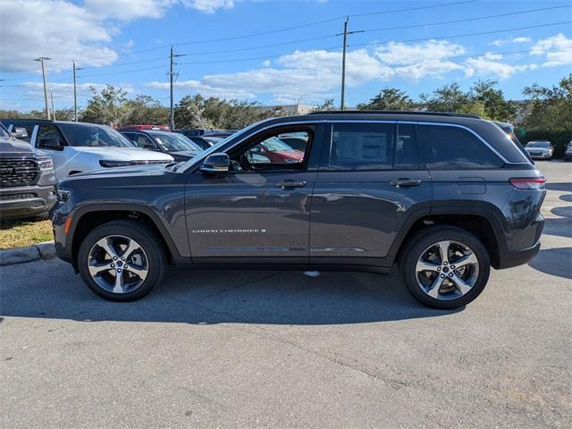 new 2025 Jeep Grand Cherokee car, priced at $43,960
