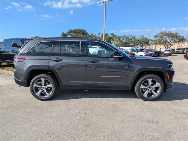 new 2025 Jeep Grand Cherokee car, priced at $43,960