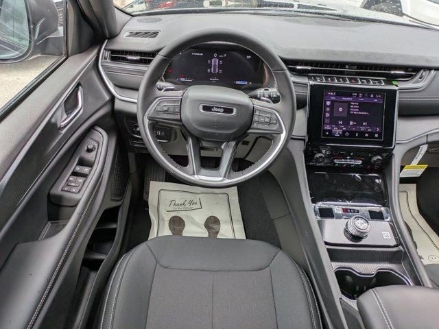 new 2025 Jeep Grand Cherokee car, priced at $35,470