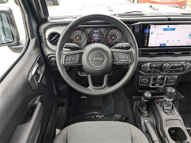 new 2025 Jeep Gladiator car, priced at $39,800