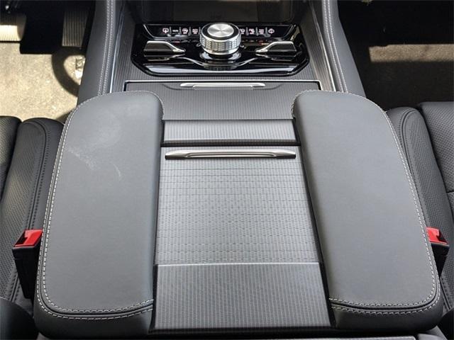 new 2025 Jeep Grand Wagoneer car, priced at $103,940