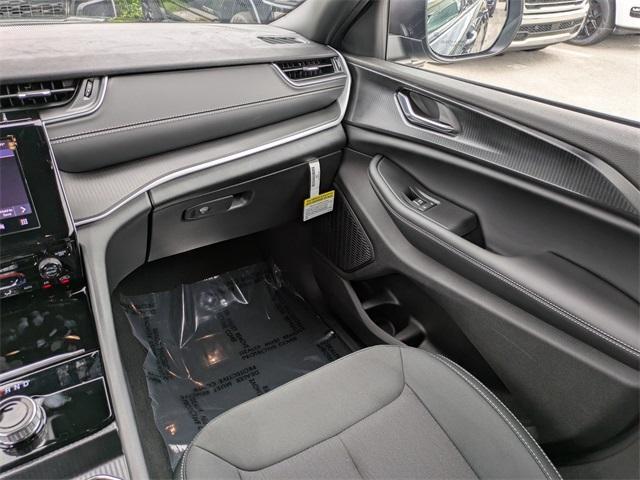 new 2025 Jeep Grand Cherokee L car, priced at $35,425