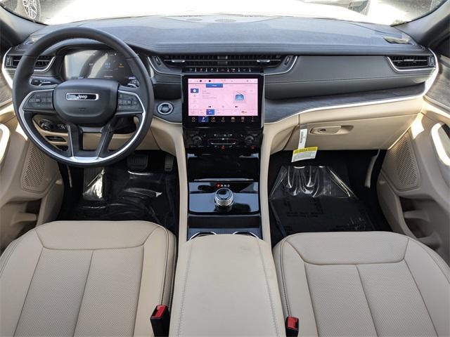 new 2025 Jeep Grand Cherokee car, priced at $41,965