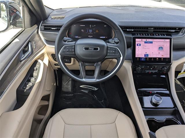 new 2025 Jeep Grand Cherokee car, priced at $41,965