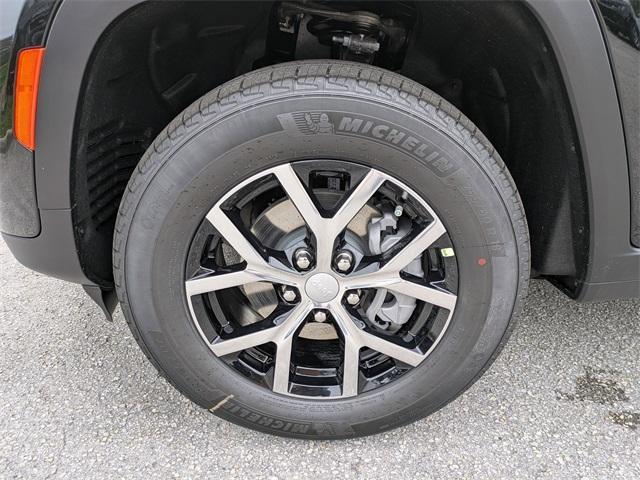 new 2025 Jeep Grand Cherokee car, priced at $37,495