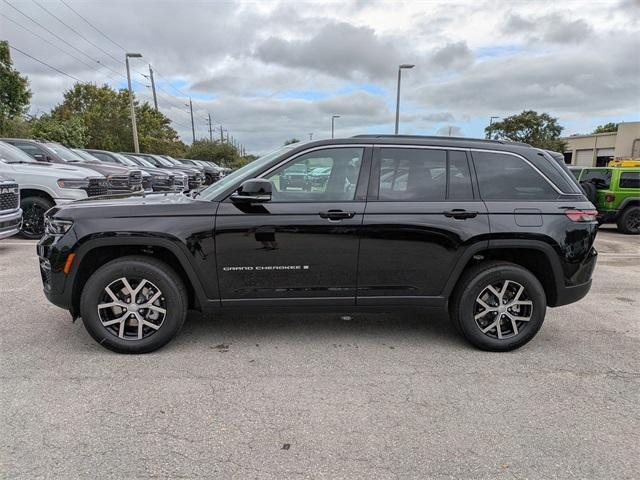 new 2025 Jeep Grand Cherokee car, priced at $37,495
