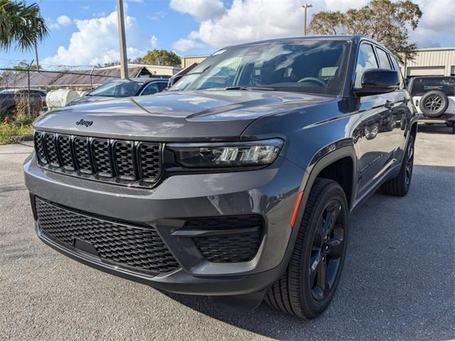 new 2025 Jeep Grand Cherokee car, priced at $46,175