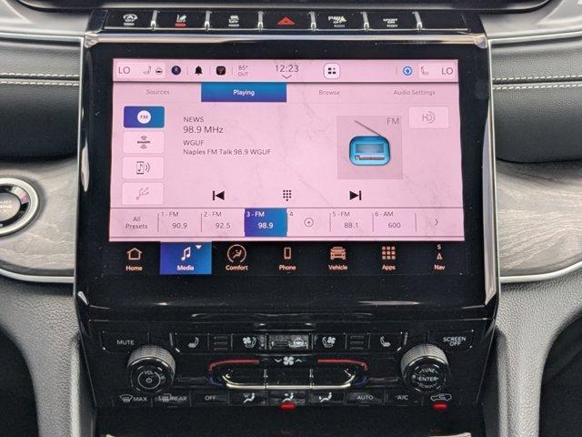 new 2025 Jeep Grand Cherokee car, priced at $44,960