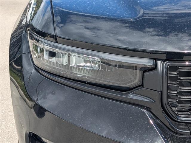 new 2025 Jeep Grand Cherokee car, priced at $41,990