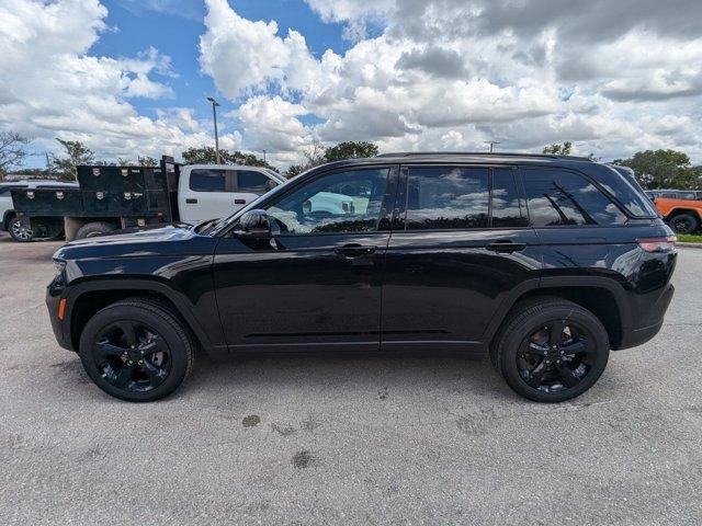 new 2025 Jeep Grand Cherokee car, priced at $42,370