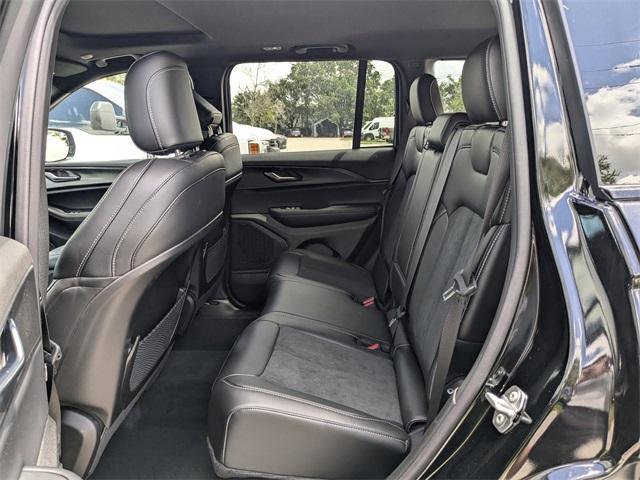 new 2025 Jeep Grand Cherokee car, priced at $42,370