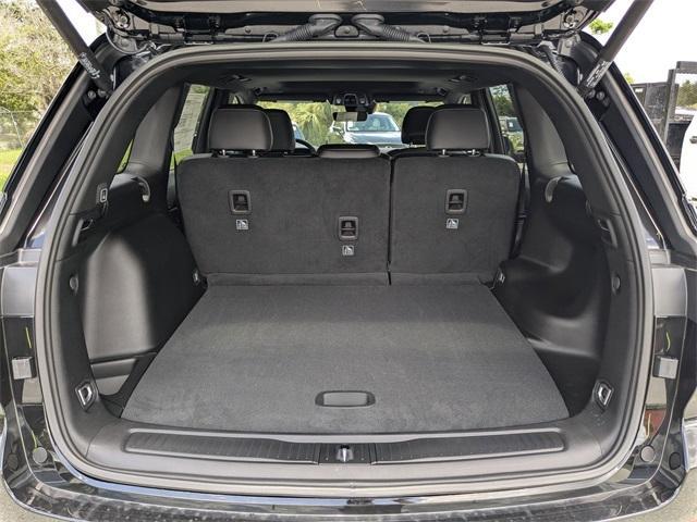 new 2025 Jeep Grand Cherokee car, priced at $42,370