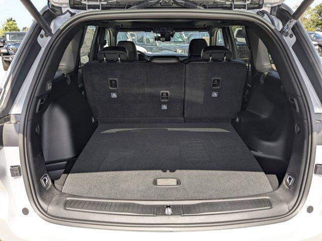 new 2025 Jeep Grand Cherokee car, priced at $49,755