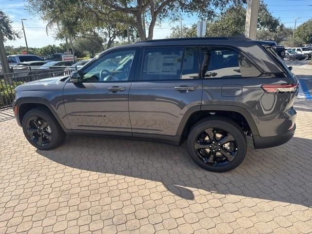 new 2025 Jeep Grand Cherokee L car, priced at $51,665