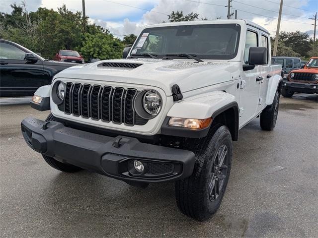 new 2025 Jeep Gladiator car, priced at $43,940