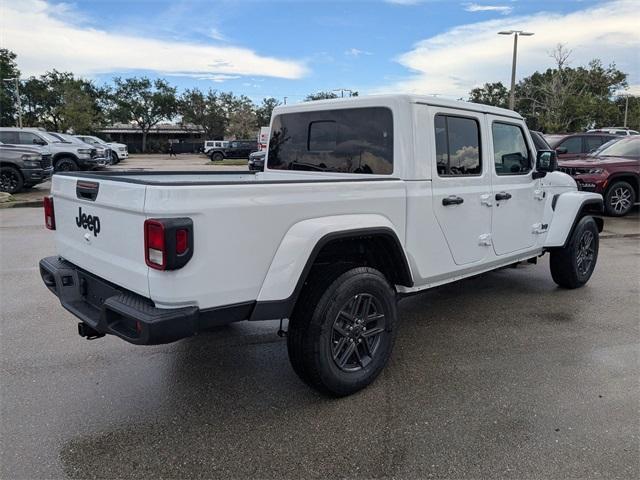 new 2025 Jeep Gladiator car, priced at $43,940