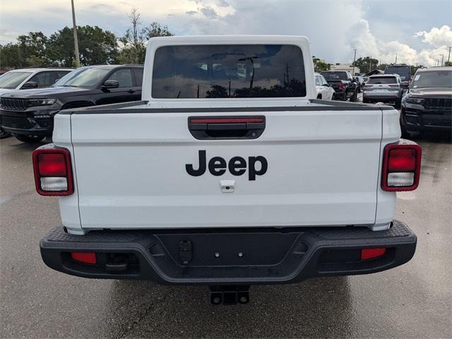 new 2025 Jeep Gladiator car, priced at $43,940
