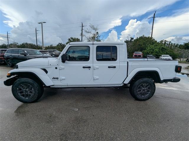 new 2025 Jeep Gladiator car, priced at $43,940