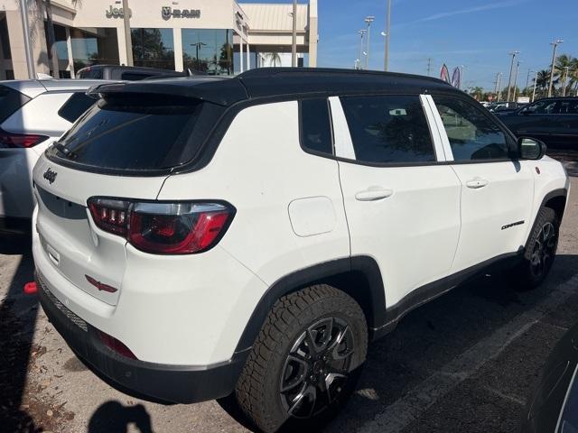 new 2026 Jeep Compass car, priced at $33,605