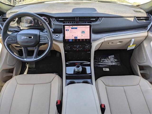 new 2025 Jeep Grand Cherokee L car, priced at $39,935