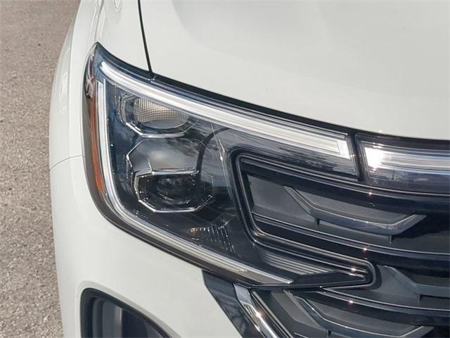 used 2025 Volkswagen Atlas Cross Sport car, priced at $33,798