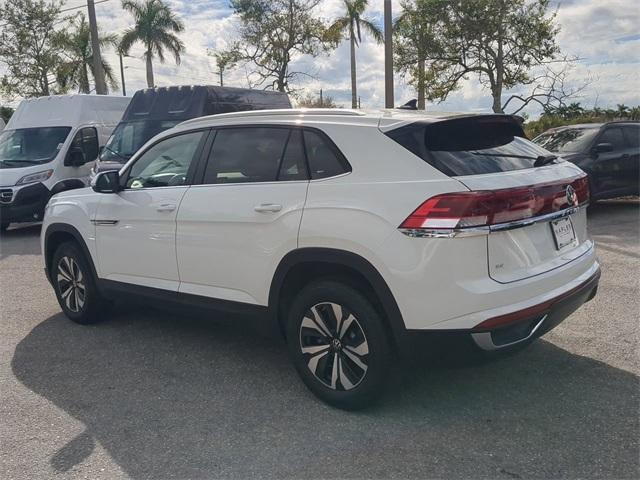 used 2025 Volkswagen Atlas Cross Sport car, priced at $33,798