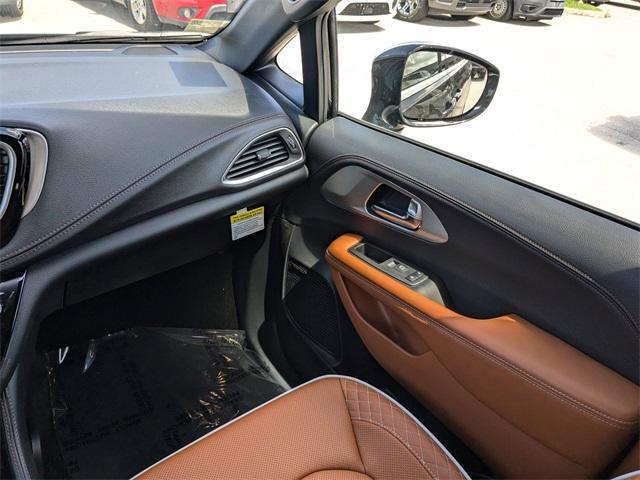 new 2025 Chrysler Pacifica car, priced at $49,930