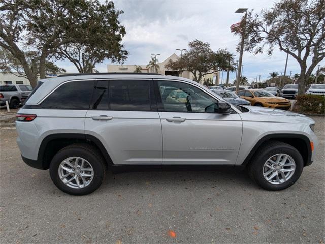 new 2025 Jeep Grand Cherokee car, priced at $42,570