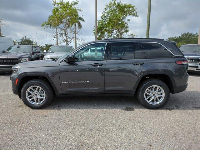 new 2024 Jeep Grand Cherokee car, priced at $32,975