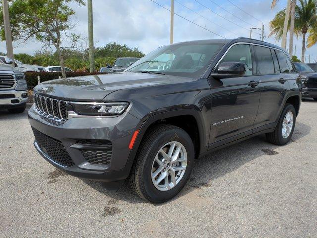 new 2024 Jeep Grand Cherokee car, priced at $32,975