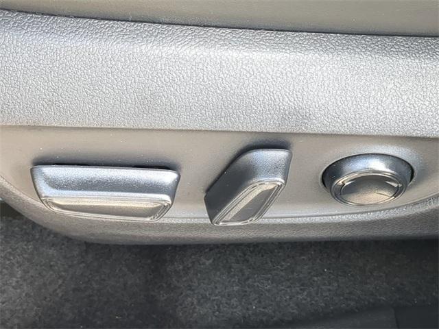 used 2022 Toyota RAV4 Hybrid car, priced at $27,993